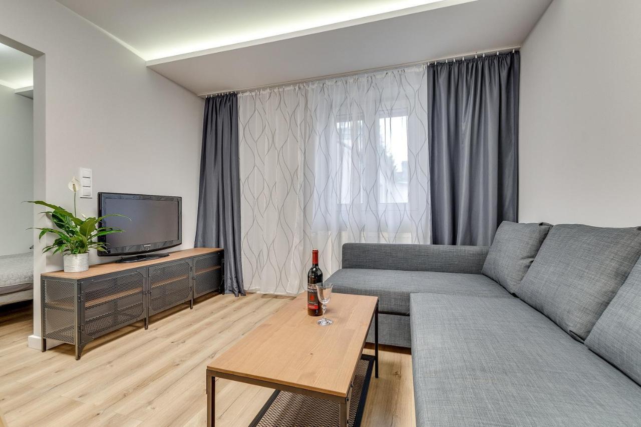 Central Platinum Apartments 16 Ρίμπνικ Εξωτερικό φωτογραφία